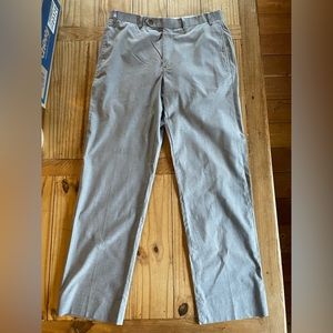 Men’s Brooks brothers Fitzgerald fit dress pants. Light gray. Size 34w/32l
